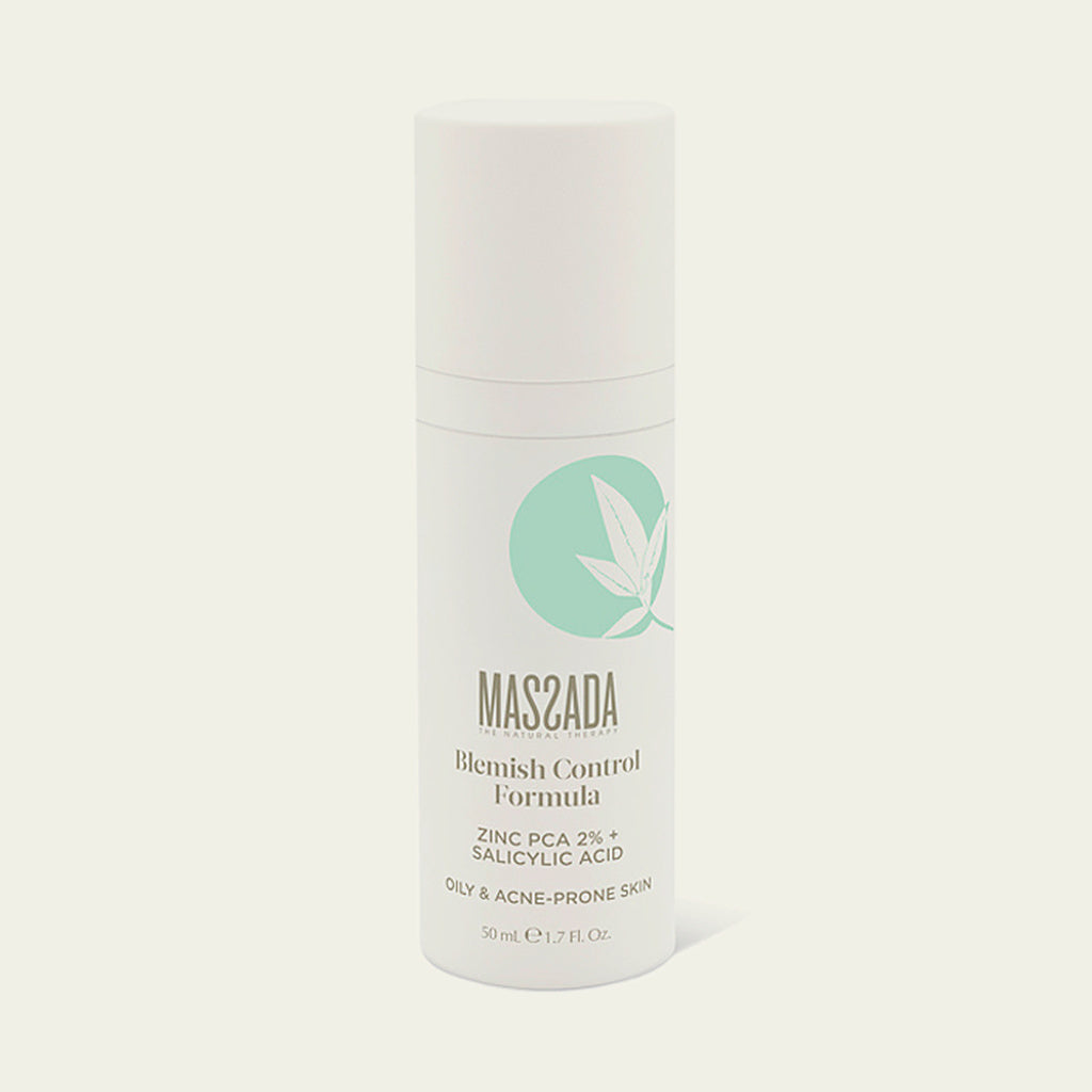 Massada Blemish Control Formula 50 ml, tratamiento con zinc PCA y ácido salicílico para piel grasa en frasco con tapón